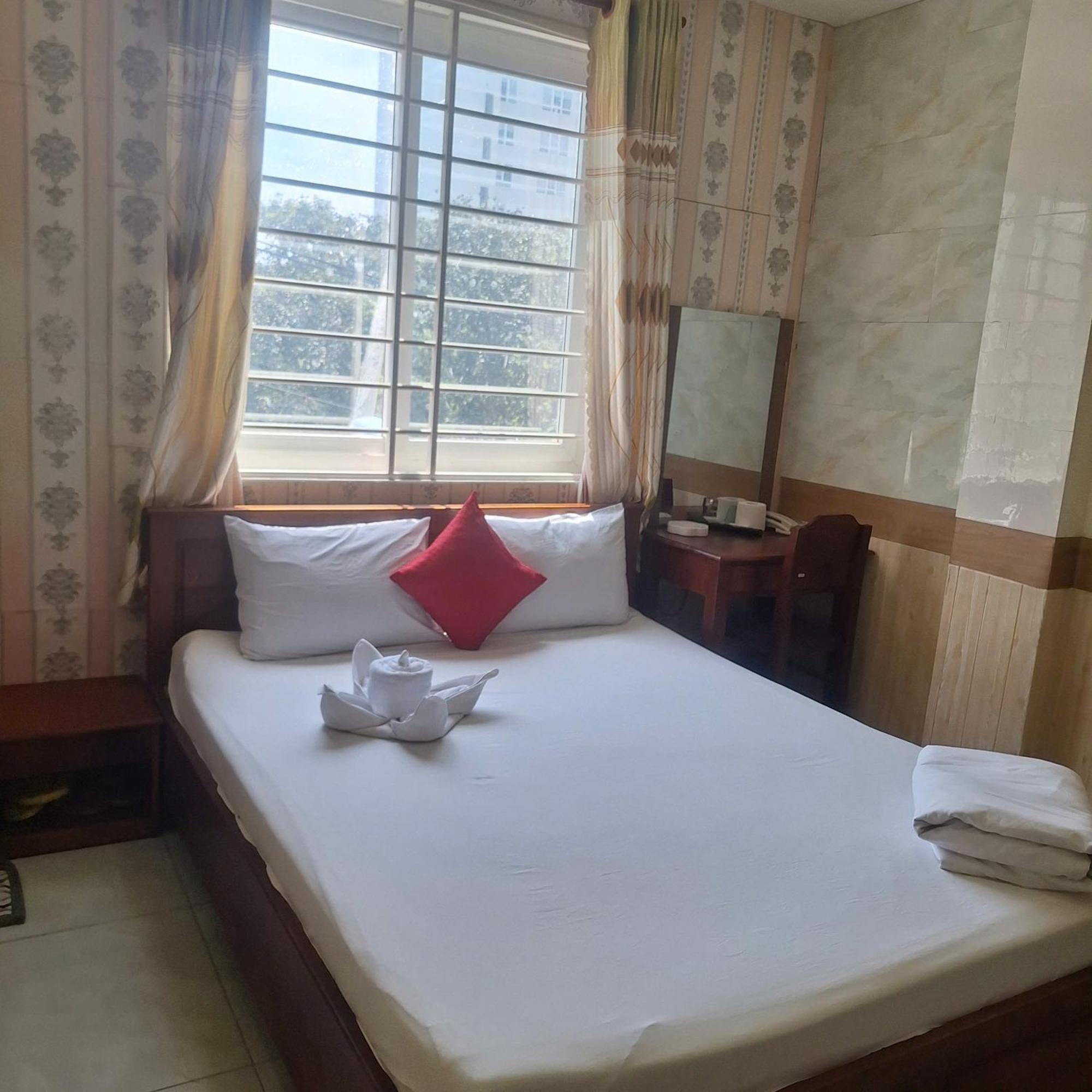 Damry Hotel Хошимин Экстерьер фото